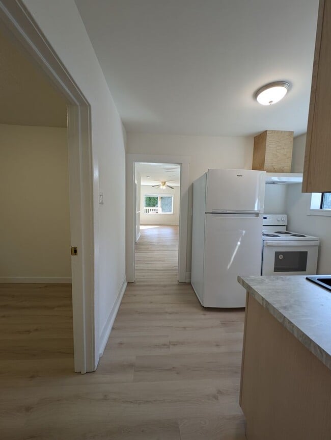 Building Photo - Charming 2 Bed Rental w Bonus Space & Loft! Available Now!