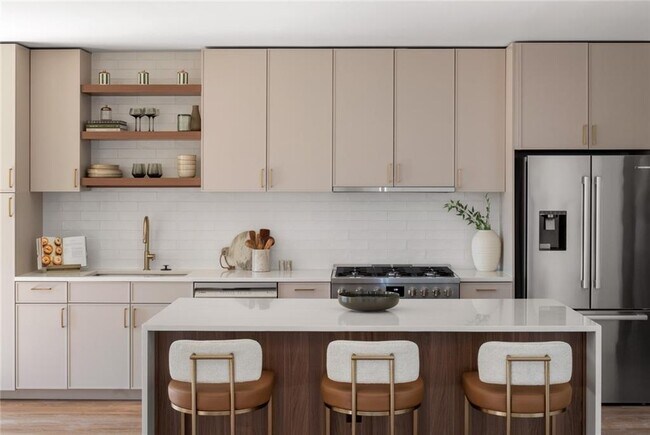 Building Photo - 1081 Juniper St NE