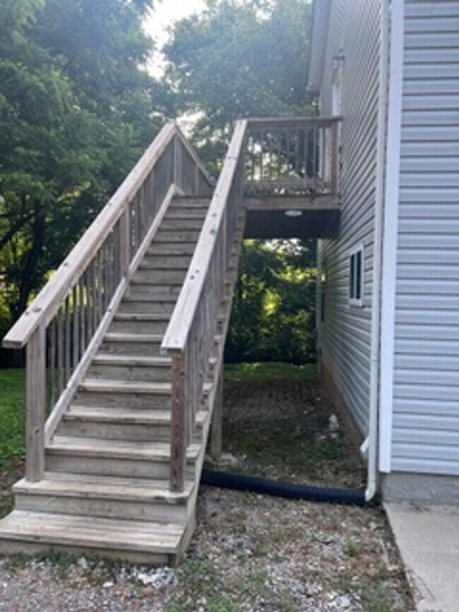 Building Photo - 4703 Wildwood Rd