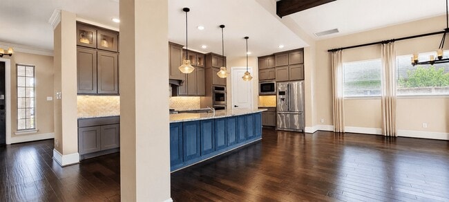Building Photo - 2418 Sandhill Crest Ln