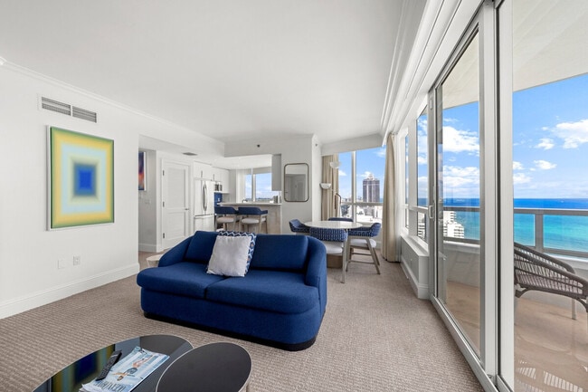 Building Photo - 4343 Collins Ave