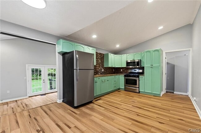 Building Photo - 9541 Horseshoe Island Rd