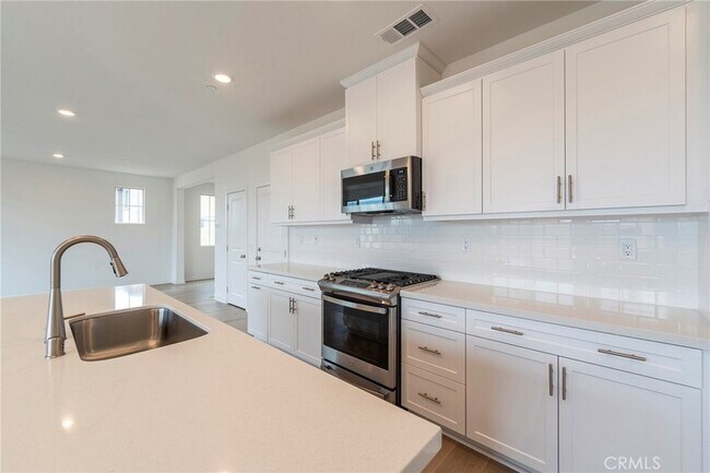 Building Photo - 3955 Satsuma Ln