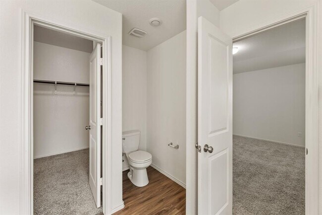 Building Photo - 6526 Teramo Ter