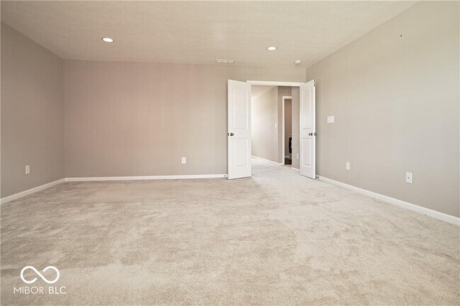 Building Photo - 8709 Rowling Way