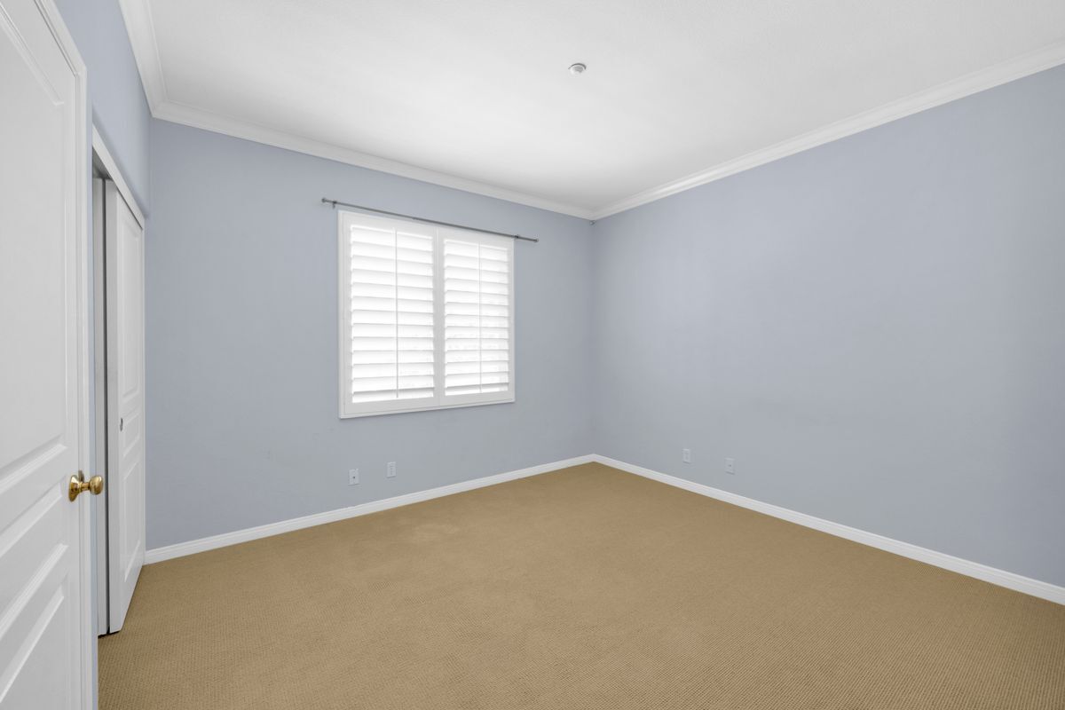 Building Photo - 16826 Pembrook Ln