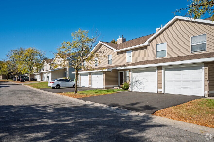 Primary Photo - Timber Ridge Townhomes