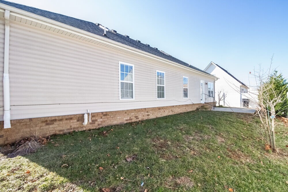 Building Photo - 1632 Antebellum Dr