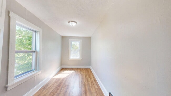 Building Photo - 3149 W 32nd St
