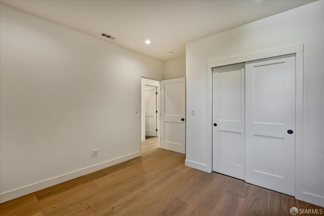 Building Photo - 66 Delano Ave