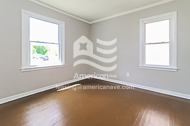 Building Photo - 8486 Heyden St