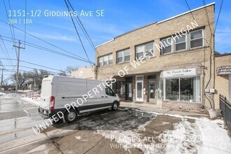 Building Photo - Available Now | 2 Bedroom Upper Level Apar...