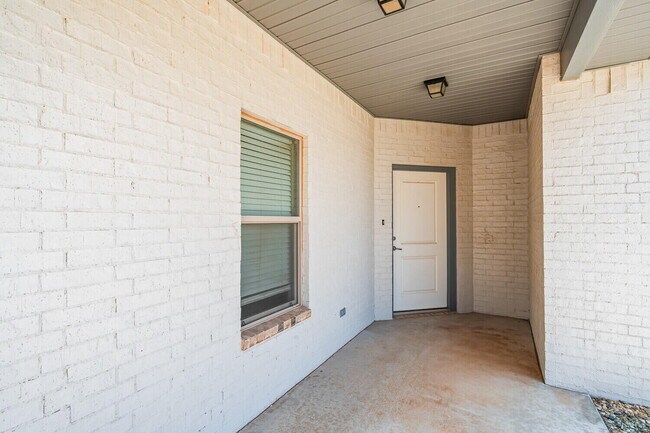 Building Photo - 4108 Trenton Ave