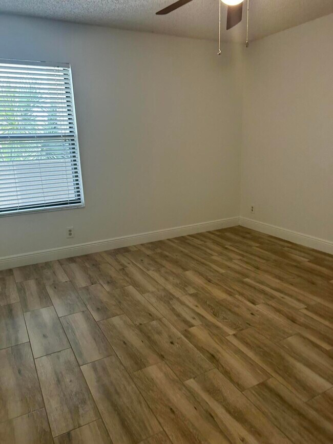 Building Photo - 5751 Camino Del Sol