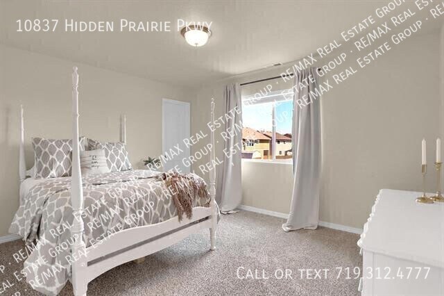 Building Photo - 10837 Hidden Pr Pkwy