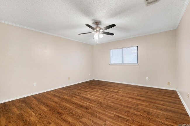 Building Photo - 7910 Chestnut Barr Dr