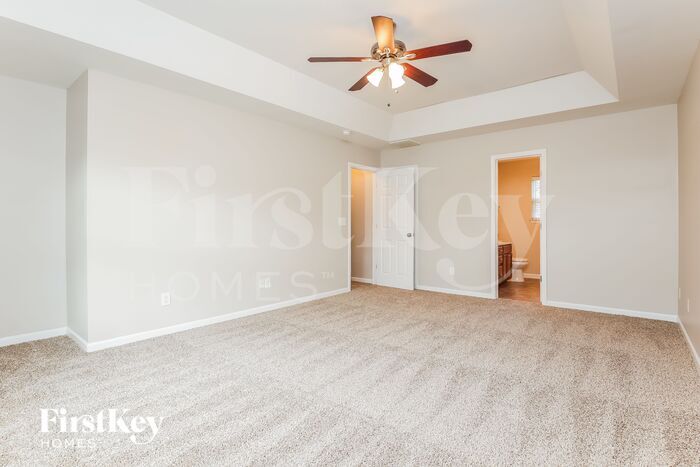 Building Photo - 9644 Kestevan Ct