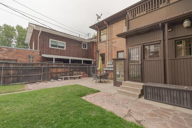 Building Photo - 1207 Clayton St