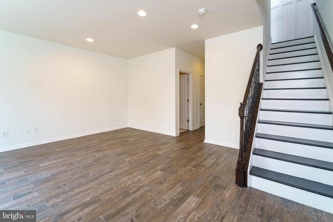 Building Photo - 23503 Adagio Terrace