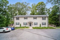Building Photo - 615 Dumaine St
