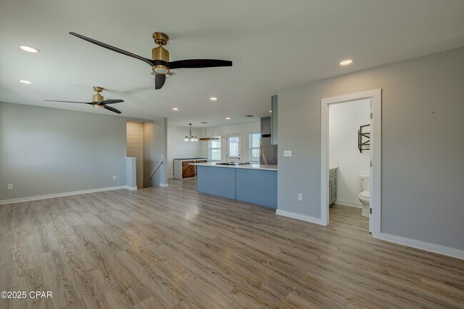 Building Photo - 8504 Tradewinds Dr