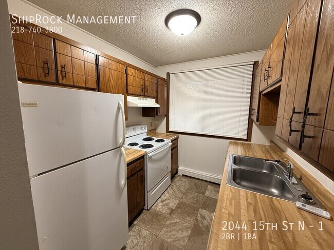 Building Photo - 2044 15th St N