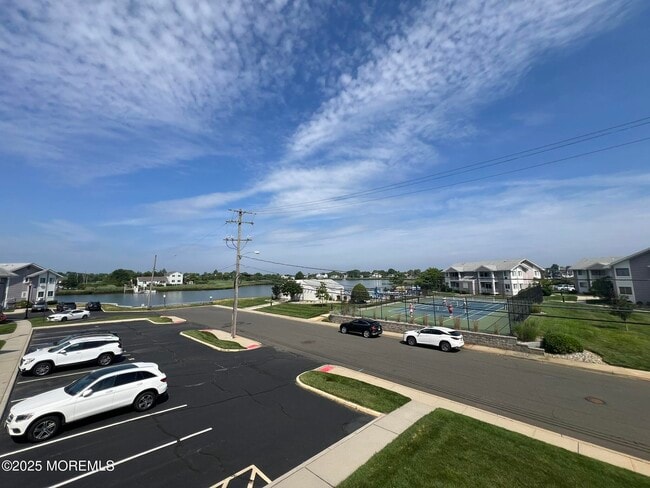 Building Photo - 50 Valentine St