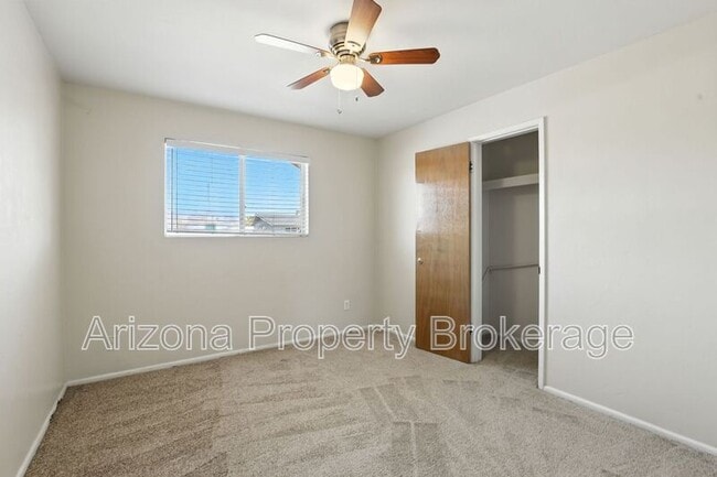 Building Photo - 429 N Saguaro