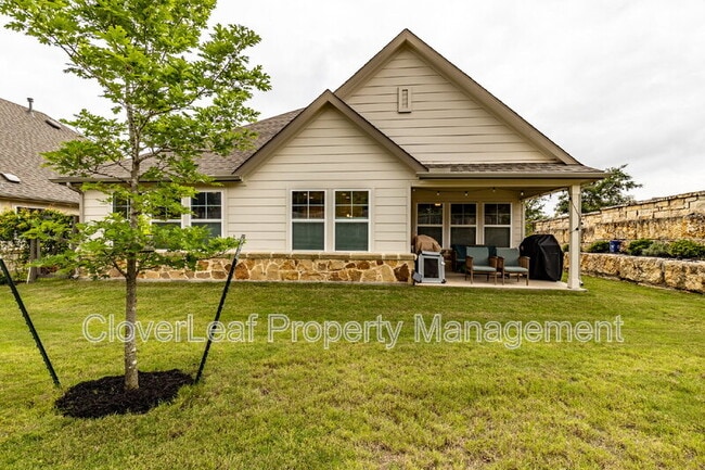 Building Photo - 9040 Curling Post