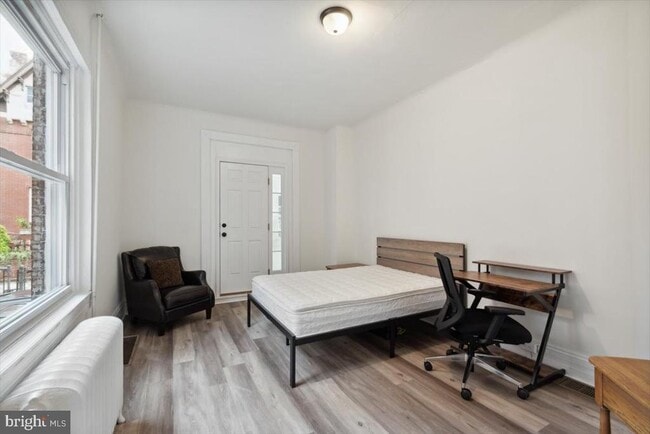 Building Photo - 3205 Winter St