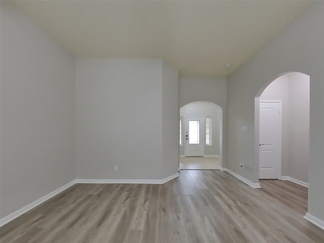 Building Photo - 27005 Wichita Ct