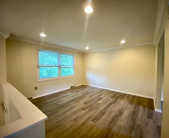 Building Photo - 4158 Jasmine Pl