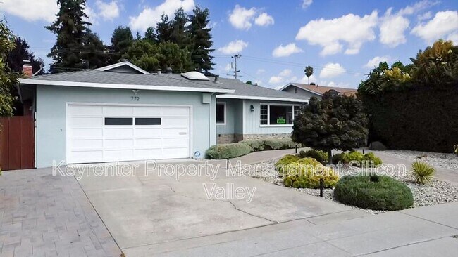 Building Photo - 772 Springwood Dr