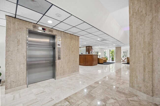 Building Photo - 10777 W Sample Rd