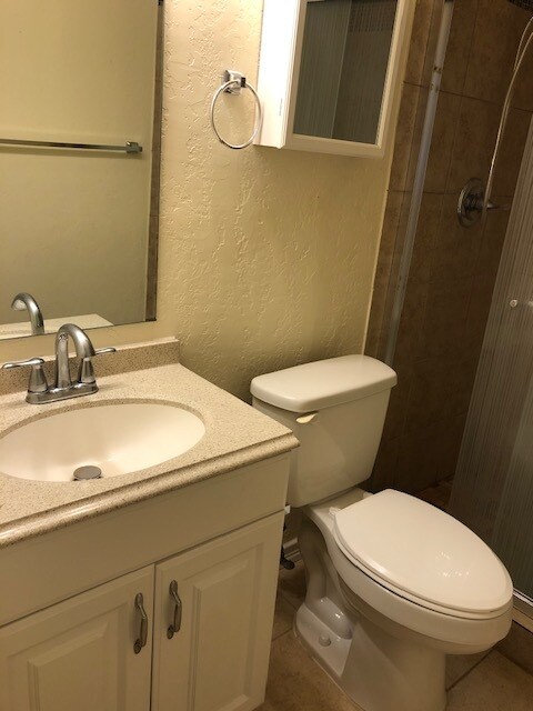 Building Photo - 5332 NW Ash Ave