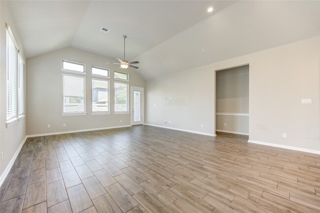 Building Photo - 16811 Ruellia Field Rd