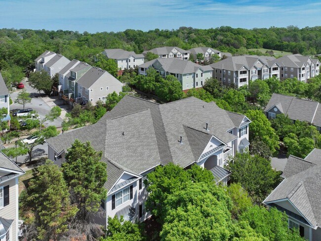 Building Photo - **SOPHISTICATED URBAN RETREAT IN THE HEART OF LENOX VILLAGE**