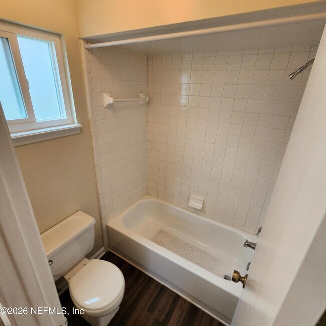 Building Photo - 6941 Huntington Woods Cir W