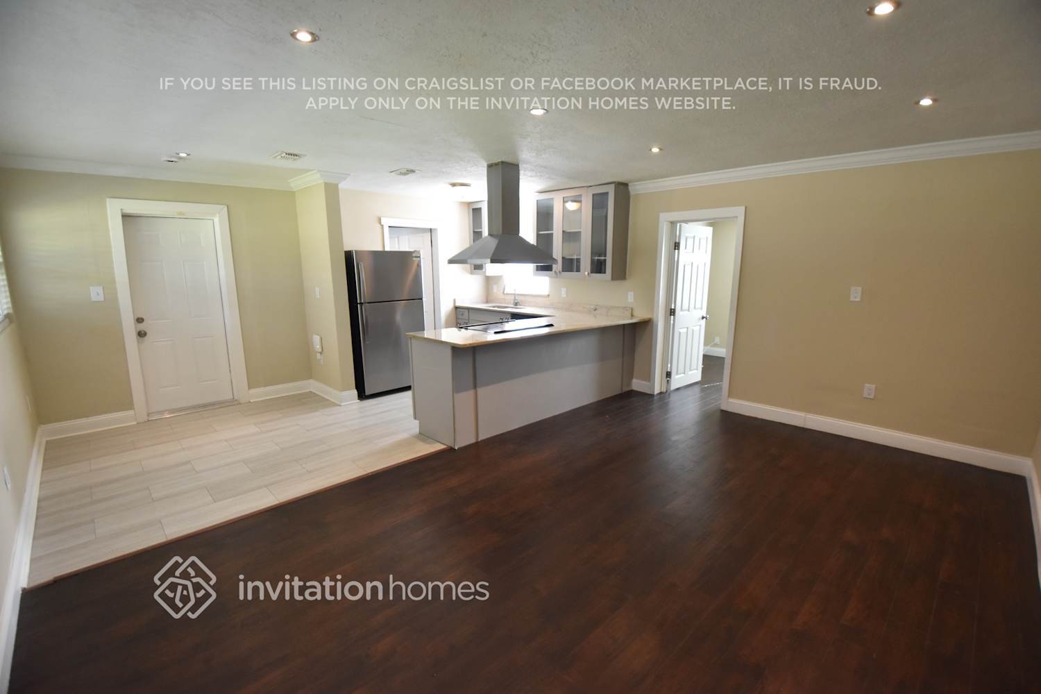 Building Photo - 849 Sunniland Dr