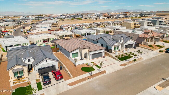 Building Photo - 825 Acton St