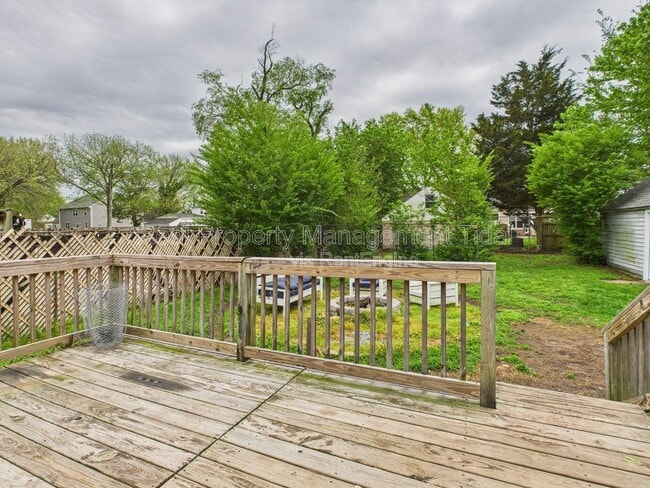 Building Photo - 3853 Atterbury St