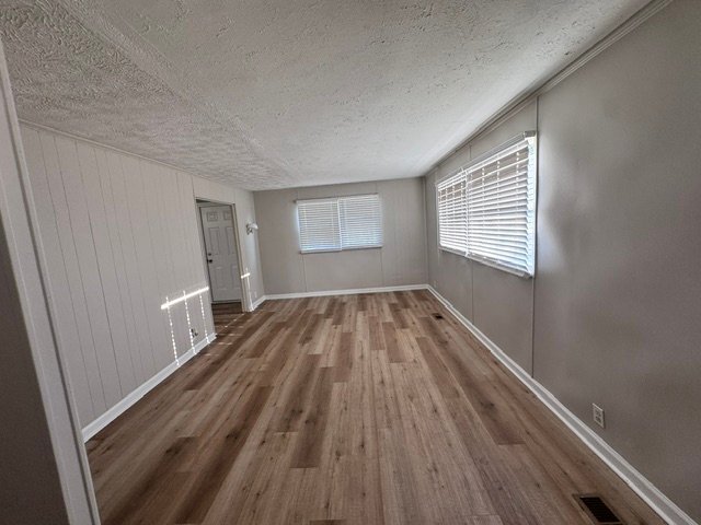 Building Photo - 3940 Sandclay Rd