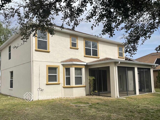 Building Photo - 10448 Deerberry Dr