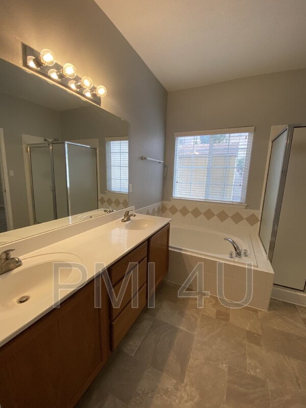 Building Photo - 5504 Mansfield Pl NW