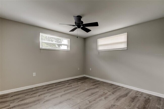 Building Photo - 7244 Amber Dr
