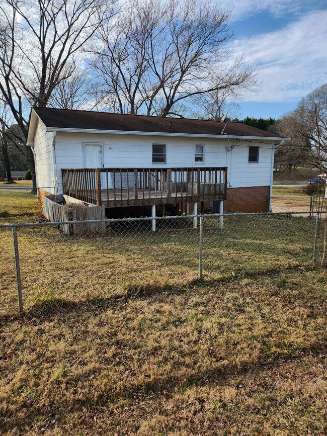 Back of house - 400 Section House Rd