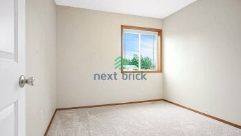 Building Photo - 4 Bed and 2.5 Bath Single-family Home is Available for Rent