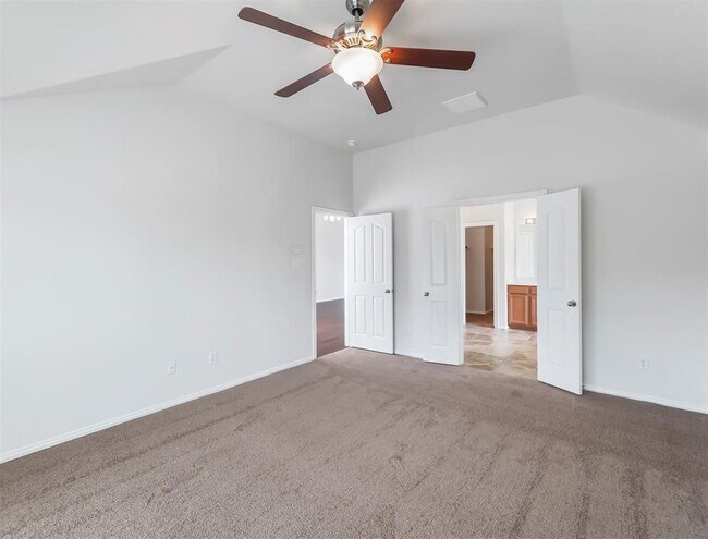 Building Photo - 2501 Shady Falls Ln