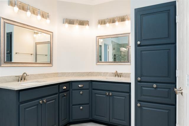 Building Photo - 115 Kenwick Ct