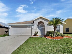 Building Photo - 12517 Midpointe Dr